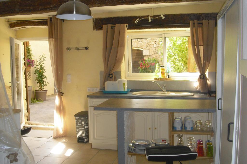 Apartament Lou Mas Li Pitchoun "La Bergerie" Gordes Zewnętrze zdjęcie