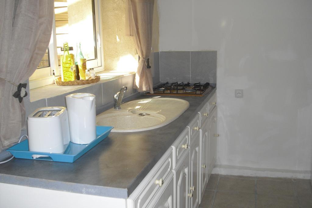 Apartament Lou Mas Li Pitchoun "La Bergerie" Gordes Zewnętrze zdjęcie